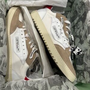 MEN'S OFF-WHITE C/O VIRGIL ABLOH 5.0 LOW SNEAKERS SIZE 11 WHITE RED *WORN ONCE*